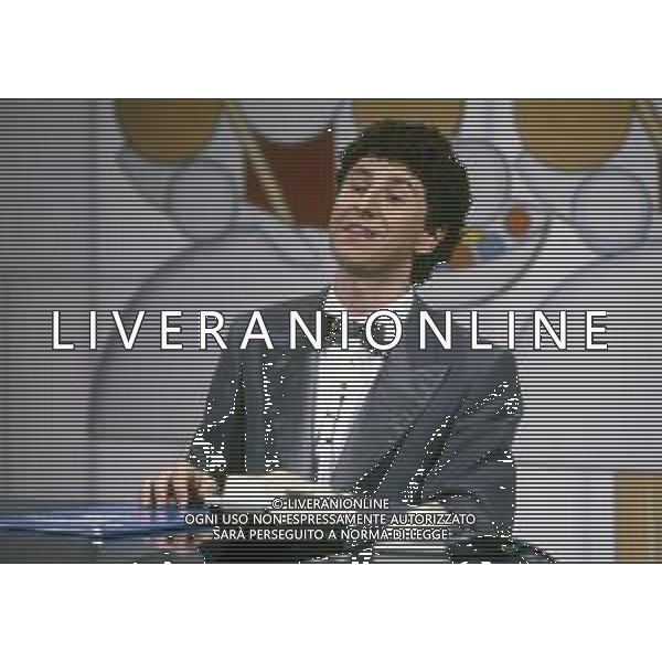RETROSPETTIVA FABIO AGOSTINO FRANCESCO FAZIO CONDUTTORE TELEVISIVO-IMITATORE-SCRITTORE E PRODUTTORE ARTISTICO NELLA FOTO FABIO FAZIO NELL\'ANNO 1984 NELLA TRASIMISSIONE TELEVISIVA "LORETTA GOGGI IN QUIZ“ AG ALDO LIVERANI SAS