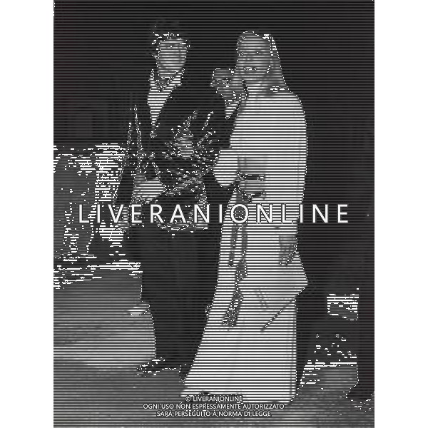 RETROSPETTIVA EWA BRIGITTA AULIN CANTANTE E ATTRICE NELLA FOTO EWA BRIGITTA AULIN CON IL MARITO JOHN SHADOW AG ALDO LIVERANI SAS  