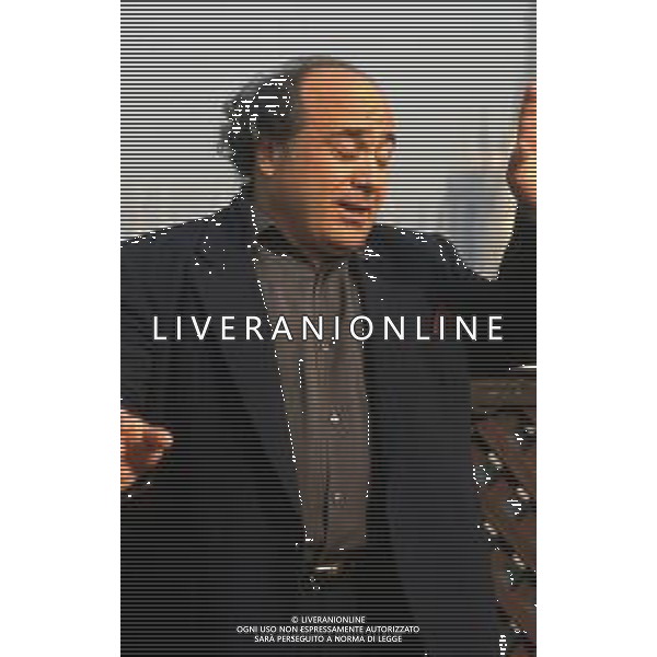 RETROSPETTIVA DANNY DE VITO ATTORE NELLA FOTO DANNY DE VITO A MILANO IN TERRAZZA MARTINI NELL\'ANNO 1989 AG ALDO LIVERANI SAS