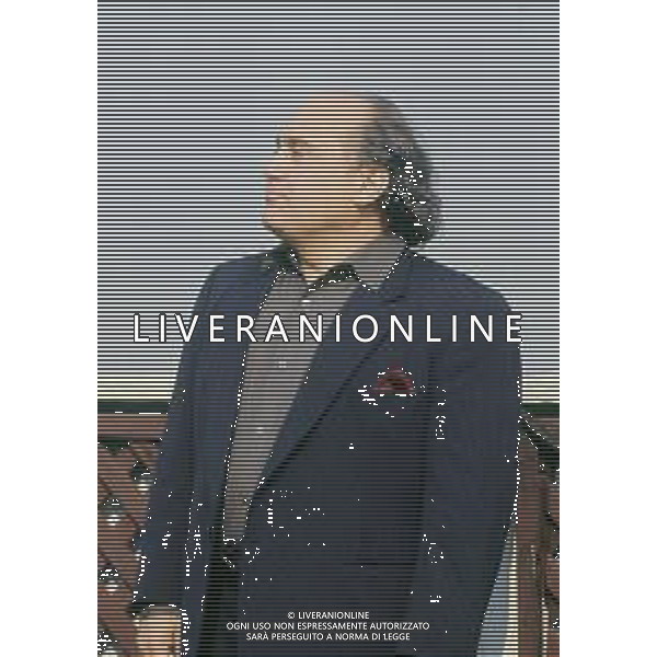 RETROSPETTIVA DANNY DE VITO ATTORE NELLA FOTO DANNY DE VITO A MILANO IN TERRAZZA MARTINI NELL\'ANNO 1989 AG ALDO LIVERANI SAS