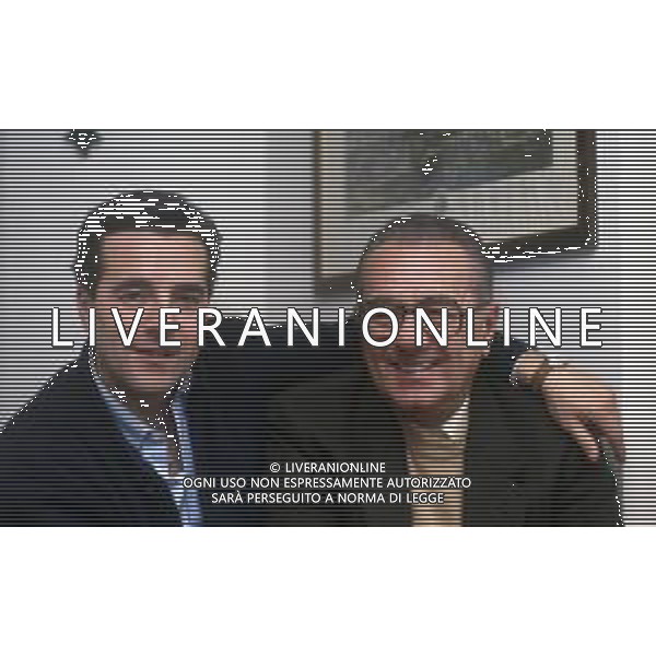 RETROSPETTIVA FEBO CONTI CONDUTTORE RADIOFONICO E TELEVISIVO NELLA FOTO FEBO CONTI CON IL FIGLIO FABIO E LA MOGLIE AG ALDO LIVERANI SAS 