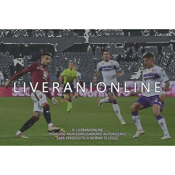 Torino 10.1.2022 Stadio Olimpico Grande Torino ©Alessandro Falzone/Agenzia Aldo Liverani Torino vs Fiorentina Serie A Tim 2021/2022 Nella foto : Antonio Sanabria-Lucas Martinez Quarta ©TVAF Falzone/AGENZIA ALDO LIVERANI SAS