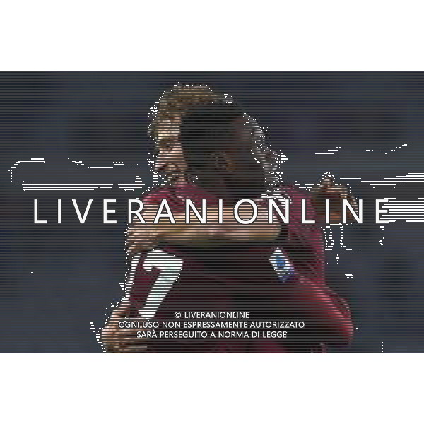 Torino 10.1.2022 Stadio Olimpico Grande Torino ©Alessandro Falzone/Agenzia Aldo Liverani Torino vs Fiorentina Serie A Tim 2021/2022 Nella foto : Esultanza gol di Wilfried Singo con Mergim Vojvoda ©TVAF Falzone/AGENZIA ALDO LIVERANI SAS