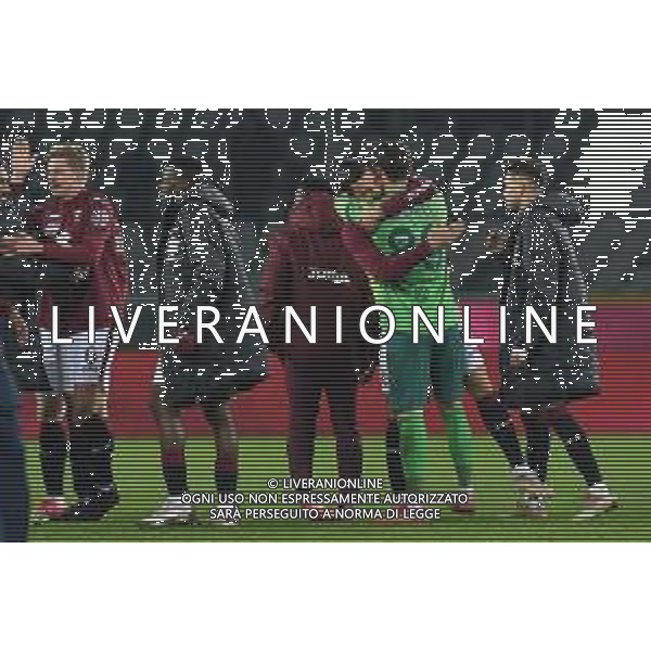 Torino 10.1.2022 Stadio Olimpico Grande Torino ©Alessandro Falzone/Agenzia Aldo Liverani Torino vs Fiorentina Serie A Tim 2021/2022 Nella foto : esultanza, Festeggiamenti di fine Partita nei confronti di Luca Gemello ©TVAF Falzone/AGENZIA ALDO LIVERANI SAS