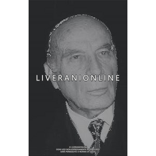 RETROSPETTIVA GUIDO CARLI ECONOMISTA-POLITICO E GOVERNATORE DELLA BANCA D\'ITALIA NELLA FOTO GUIDO CARLI A MILANO NELL\'ANNO 1990 AG ALDO LIVERANI SAS