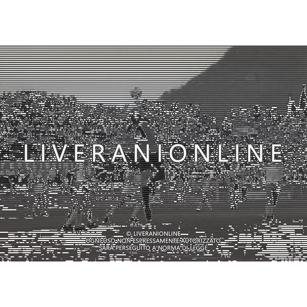 28-11-1983 COMO CAMPIONATO DI CALCIO SERIE B COMO CATANIA 1-0 NELLA FOTO AZIONE DI GIOCO AG ALDO LIVERANI SAS