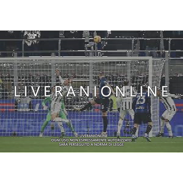 Edin Dzeko (Inter) occasione da gol Inter vs Juventus Finale Supercoppa Frecciarossa Milano 12-01-2022 Stadio Giuseppe Meazza - San Siro foto Roberto Garavaglia/ag. Aldo Liverani sas /AGENZIA ALDO LIVERANI SAS