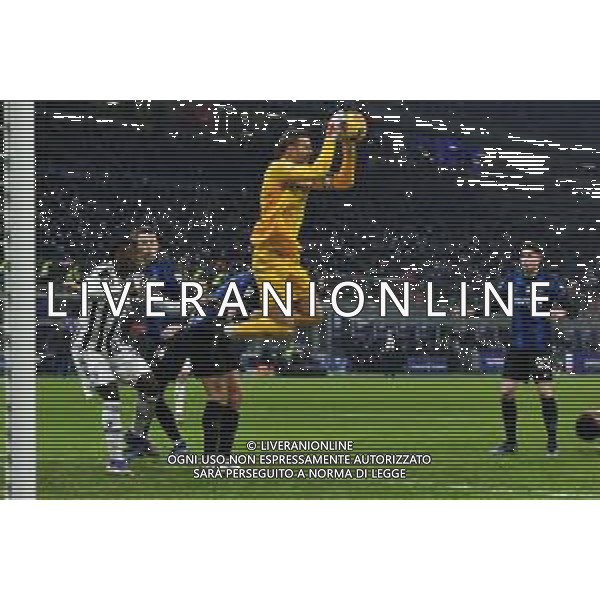 Milano 12.01.2022 Stadio Giuseppe Meazza ©Alessandro Falzone/Agenzia Aldo Liverani Inter vs Juventus Supercoppa Frecciarossa Nella foto : Samir Handanovic