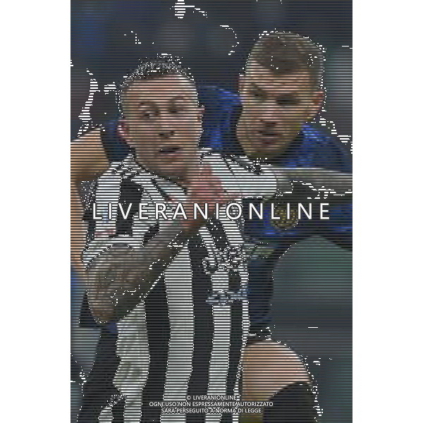 Milano 12.01.2022 Stadio Giuseppe Meazza ©Alessandro Falzone/Agenzia Aldo Liverani Inter vs Juventus Supercoppa Frecciarossa Nella foto : Federico Bernardeschi-Edin Dzeko