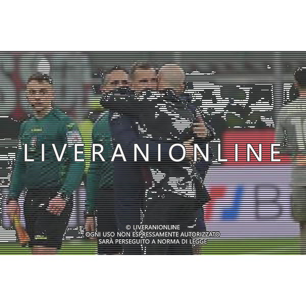 Andriy Shevchenko e Stefano Pioli a fine gara abbraccio Milan vs Genoa Coppa Italia Frecciarossa - ottavi di finale Milano 13-01-2022 Stadio Giuseppe Meazza - San Siro foto Roberto Garavaglia/ag. Aldo Liverani sas /AGENZIA ALDO LIVERANI SAS