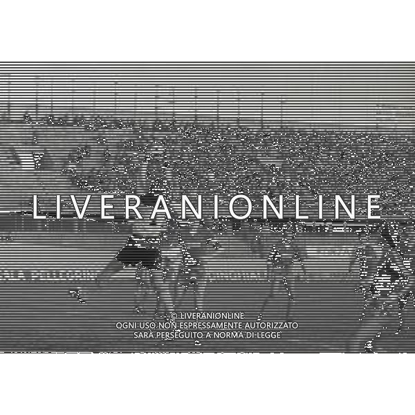 14-11-1982 VARESE CAMPIONATO DI CALCIO SERIE B VARESE -MONZA 1-1 NELLA FOTO AZIONE DI GIOCO AG ALDO LIVERANI SAS