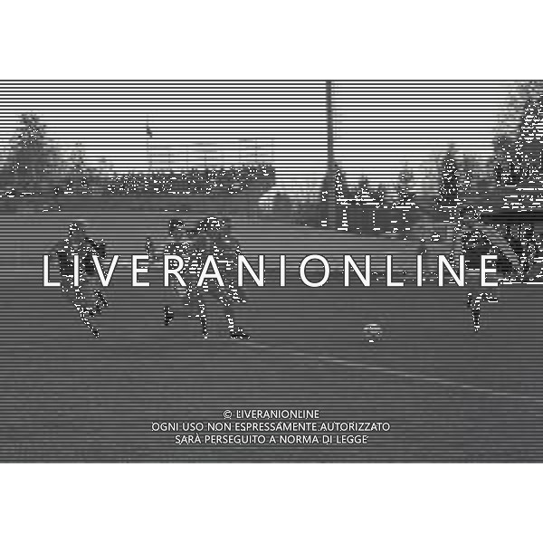 14-11-1982 VARESE CAMPIONATO DI CALCIO SERIE B VARESE -MONZA 1-1 NELLA FOTO AZIONE DI GIOCO AG ALDO LIVERANI SAS