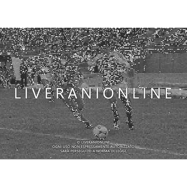 14-11-1982 VARESE CAMPIONATO DI CALCIO SERIE B VARESE -MONZA 1-1 NELLA FOTO FRANCO TURCHETTA E LUCIANO CASTIONI AG ALDO LIVERANI SAS