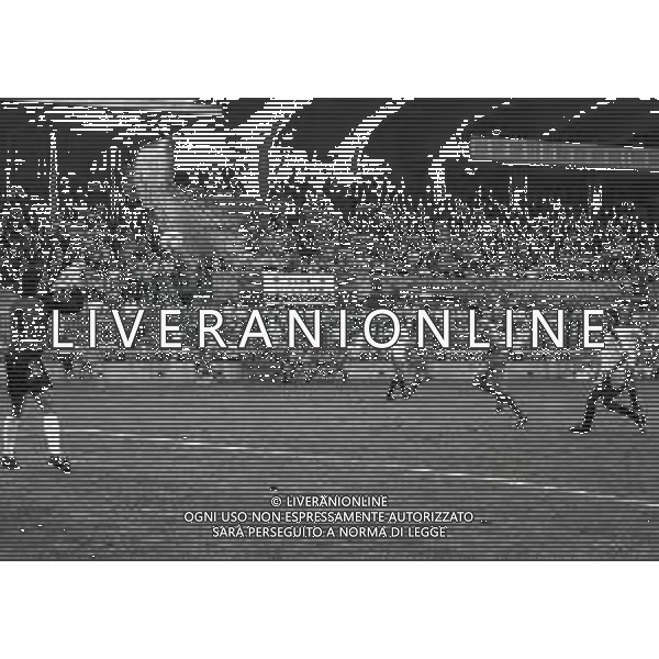 28-09-1986 CREMONA CAMPIONATO DI CALCIO SERIE B CREMONESE-TARANTO 1-0 NELLA FOTO AZIONE DI GIOCO AG ALDO LIVERANI SAS
