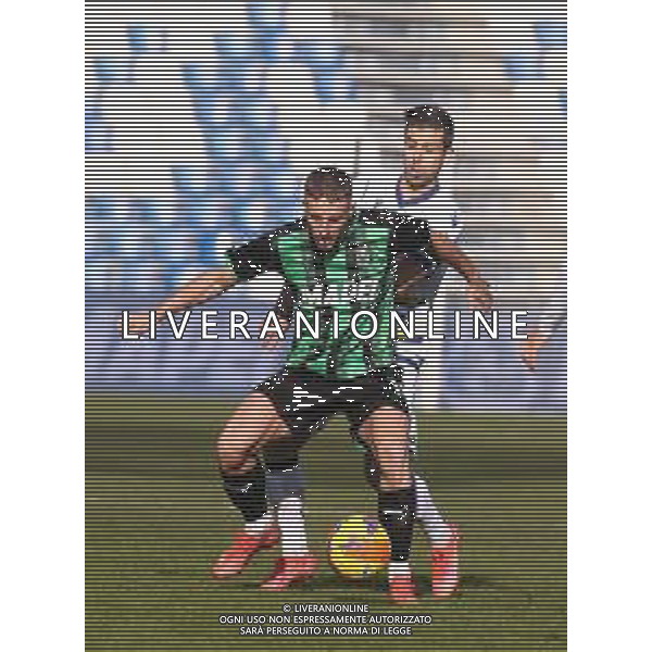 SASSUOLO - HELLAS VERONA CAMPIONATO CALCIO SERIE A TIM 16.01.2022 NELLA FOTO DAVIDE FRATTESI E MIGUEL VELOSO ©SANTANDREA/ AGENZIA ALDO LIVERANI SAS