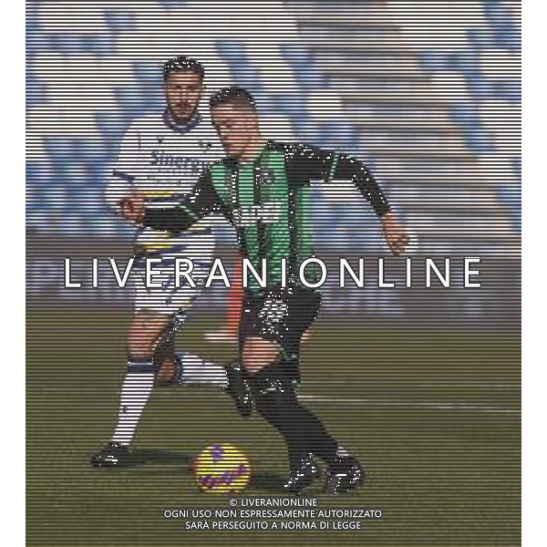 SASSUOLO - HELLAS VERONA CAMPIONATO CALCIO SERIE A TIM 16.01.2022 NELLA FOTO GIACOMO RASPADORI E FEDERICO CECCHERINI ©SANTANDREA/ AGENZIA ALDO LIVERANI SAS