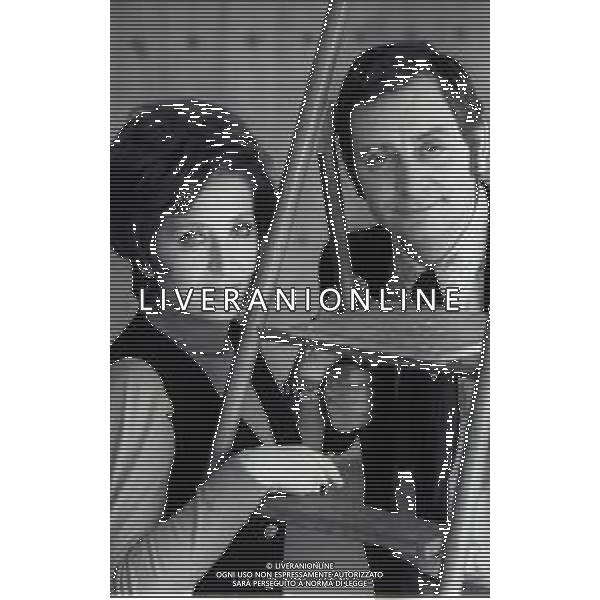 RETROSPETTIVA ANTONELLA STENI ATTRICE NELLA FOTO ANTONELLA STENI A ROMA NELL\'ANNO 1970 CON ENRICO SIMONETTI AG ALDO LIVERANI SAS