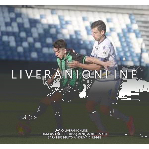 SASSUOLO - HELLAS VERONA CAMPIONATO CALCIO SERIE A TIM 16.01.2022 NELLA FOTO MAXIME LOPEZ E MIGUEL VELOSO ©SANTANDREA/ AGENZIA ALDO LIVERANI SAS