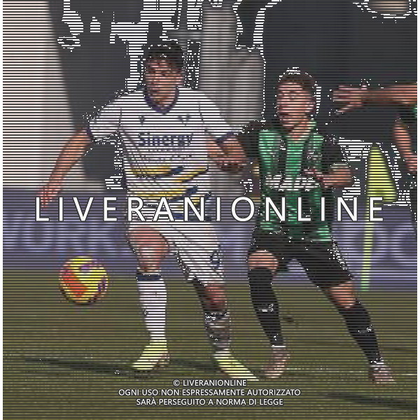 SASSUOLO - HELLAS VERONA CAMPIONATO CALCIO SERIE A TIM 16.01.2022 NELLA FOTO GIOVANNI SIMEONE E MAXIME LOPEZ ©SANTANDREA/ AGENZIA ALDO LIVERANI SAS
