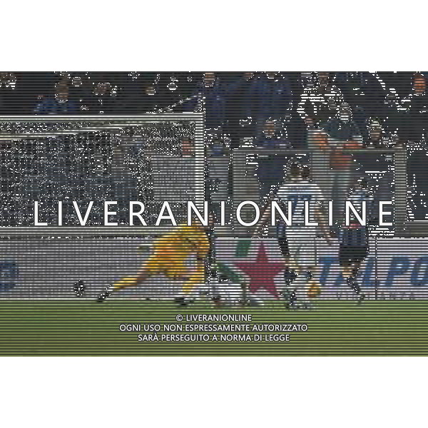 Matteo Pessina (Atalanta) occasione da gol parata da Samir Handaniovic (Inter) Atalanta vs Inter Campionato Serie A TIM - 22a giornata Bergamo 16-01-2022 Gewiss Stadium - Stadio Atleti Azzurri d\'Italia foto Roberto Garavaglia/ag. Aldo Liverani sas/AGENZIA ALDO LIVERANI SAS
