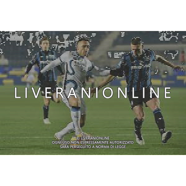 Lautaro Martinez (Inter) SX e Merih Demiral (Atalanta) DX Atalanta vs Inter Campionato Serie A TIM - 22a giornata Bergamo 16-01-2022 Gewiss Stadium - Stadio Atleti Azzurri d\'Italia foto Roberto Garavaglia/ag. Aldo Liverani sas/ AGENZIA ALDO LIVERANI SAS