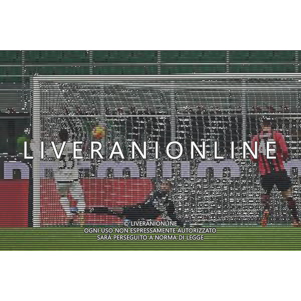 Kevin Agudelo (Spezia) segna il gol dell\'1 a 1 Milan vs Spezia Campionato Serie A TIM - 22a giornata Milano 17-01-2022 Stadio Giuseppe Meazza - San Siro foto Roberto Garavaglia/ag. Aldo Liverani sas/AGENZIA ALDO LIVERANI SAS