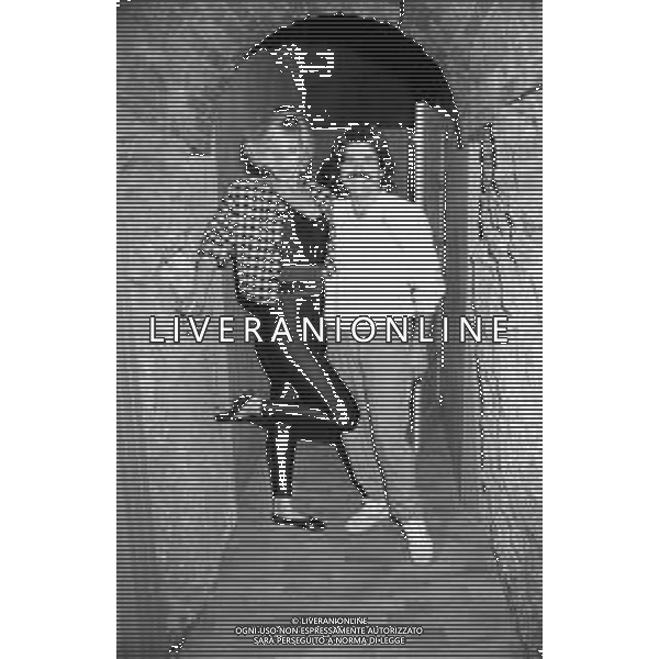 RETROSPETTIVA FESTIVALBAR 1983 NELLA FOTO IL COIFFEUR ROLANDO ELISEI - parrucchiere delle dive ©Archivio Giovanni Liverani / AG. ALDO LIVERANI SAS