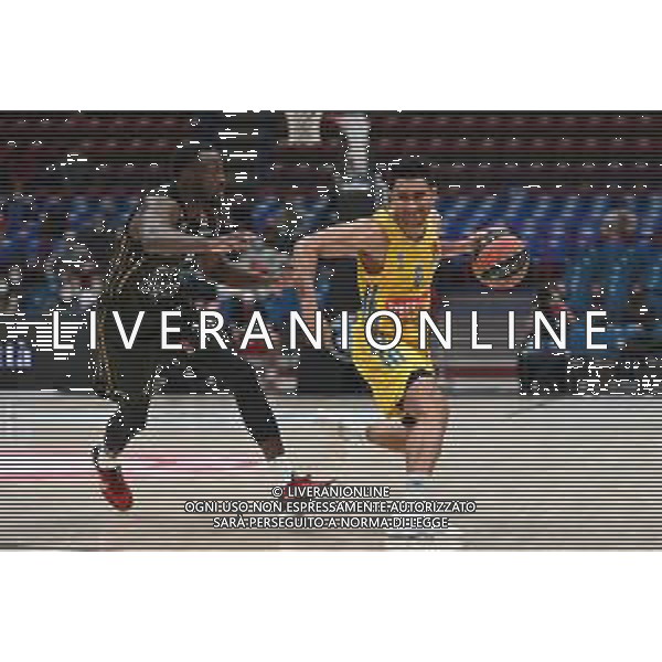 ¬© TVRG Jerian Grant (Olimpia Milano) SX e Maodo Lo (Alba Berlino) AX Armani Exchange Milano vs Alba Berlino Turkish Airlines EuroLeague - 18a giornata regular season Assago (MI) 18-01-2022 Mediolanum Forum foto Roberto Garavaglia/ag. Aldo Liverani sas/AGENZIA ALDO LIVERANI SAS