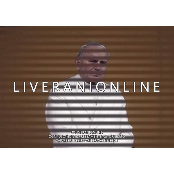 RETROSPETTIVA -Papa Giovanni Paolo II è stato il 264º papa della Chiesa cattolica e vescovo di Roma, 6º sovrano dello Stato della Città del Vaticano. NELLA FOTO PAPA GIOVANNI PAOLO II KAROL WOYTILA A MILANO NELL\'ANNO 1983 AG ALDO LIVERANI SAS