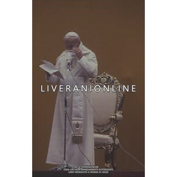 RETROSPETTIVA -Papa Giovanni Paolo II è stato il 264º papa della Chiesa cattolica e vescovo di Roma, 6º sovrano dello Stato della Città del Vaticano. NELLA FOTO PAPA GIOVANNI PAOLO II KAROL WOYTILA A MILANO NELL\'ANNO 1983 AG ALDO LIVERANI SAS
