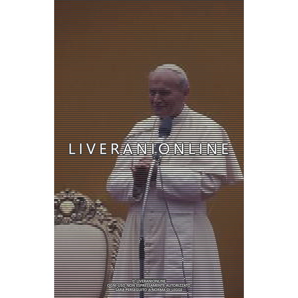 RETROSPETTIVA -Papa Giovanni Paolo II è stato il 264º papa della Chiesa cattolica e vescovo di Roma, 6º sovrano dello Stato della Città del Vaticano. NELLA FOTO PAPA GIOVANNI PAOLO II KAROL WOYTILA A MILANO NELL\'ANNO 1983 AG ALDO LIVERANI SAS