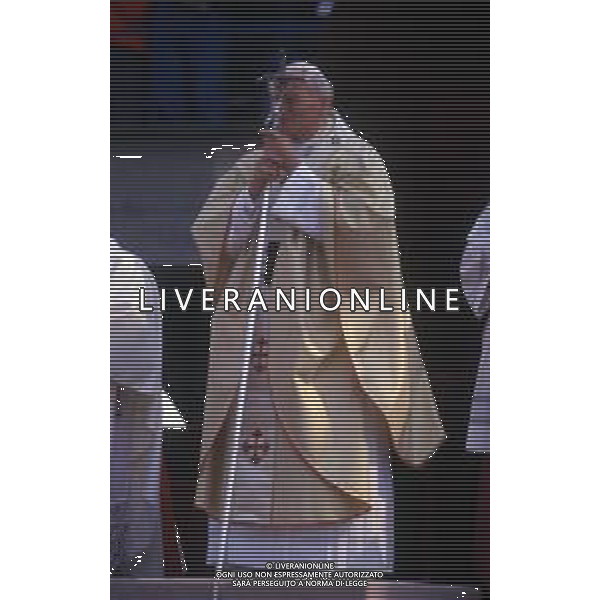 DIAP-PAPA GIOVANNI PAOLO II KAROL WOYTILA A VENEZIA NELL\'ANNO 1988 NELLA FOTO PAPA GIOVANNI PAOLO II KAROL WOYTILA A VENEZIA NELL\'ANNO 1988 AG ALDO LIVERANI SAS
