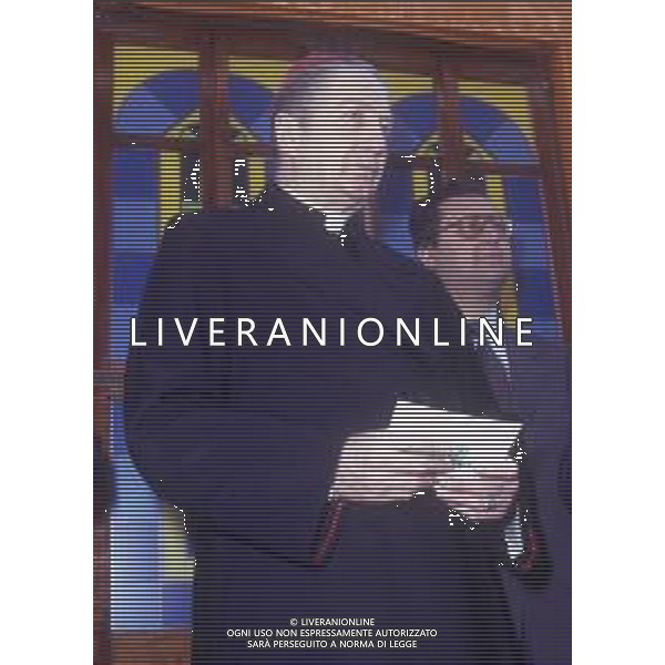 RETROSPETTIVA CARDINALE CARLO MARIA MARTINI NELLA FOTO IL CARDINALE CARLO MARIA MARTINI A MILANO NELL\'ANNO 1989 PRESENZIA ALLA PRESENTAZIONE DELLE 25 NUOVE CHIESE IN UN VIAGGIO ITINERANTE AG ALDO LIVERANI SAS 