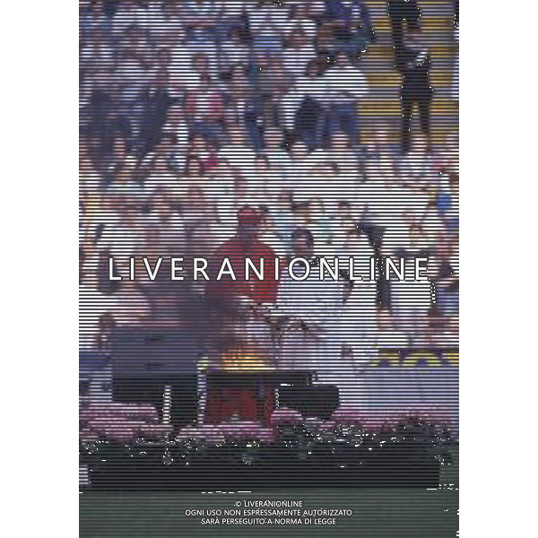 RETROSPETTIVA CARDINALE CARLO MARIA MARTINI NELLA FOTO IL CARDINALE CARLO MARIA MARTINI A MILANO NELL\'ANNO 1993 A SAN SIRO UN POPOLO PER LA VITA AG ALDO LIVERANI SAS 