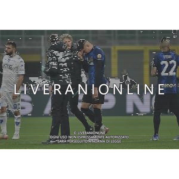 Joaquin Correa (Inter) lascia il campo infortunato Inter vs Empoli Coppa Italia Frecciarossa - ottavi di finale Milano 19-01-2022 Stadio Giuseppe Meazza - San Siro foto Roberto Garavaglia/ag. Aldo Liverani sas /AGENZIA ALDO LIVERANI SAS