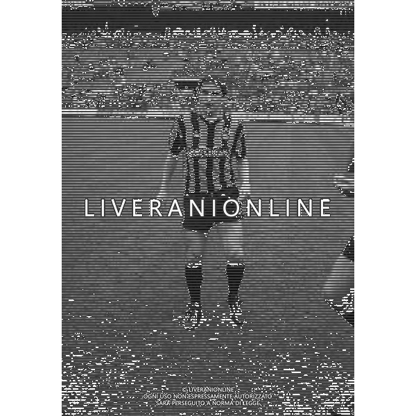 RETROSPETTIVA LUCIANO MARANGON CALCIATORE NELLA FOTO LUCIANO MARANGON CON LA MAGLIA DELL\'INTER NELL\'ANNO 1986-1987 AG ALDO LIVERANI SAS