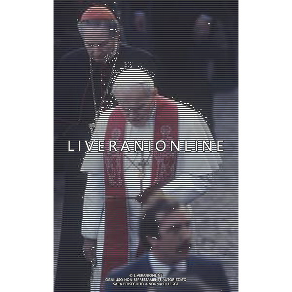 RETROSPETTIVA PAPA GIOVANNI PAOLO II KAROL WOJTYLA NELLA FOTO PAPA GIOVANNI PAOLO II KAROL WOJTYLA IN VISITA IN LOMBARDIA NELL\'ANNO 1984 AG ALDO LIVERANI SAS