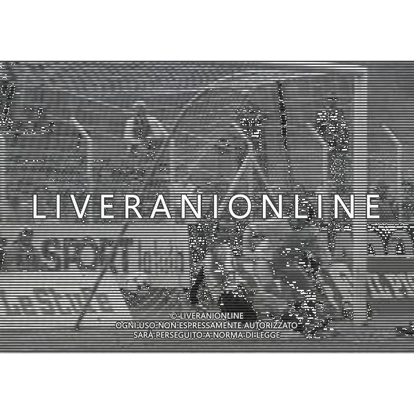27-11-1983 COMO CAMPIONATO DI CALCIO SERIE B COMO-CAMPOBASSO 3-0 NELLA FOTO AZIONE DI GIOCO AG ALDO LIVERANI SAS