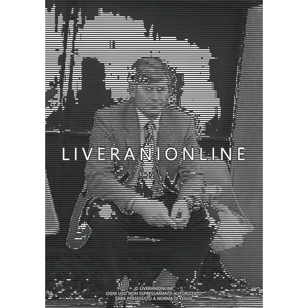 RETROSPETTIVA ANTONIO PASINATO ALLENATORE CAMPOBASSO CALCIO NELL\'ANNO 1983-1984 NELLA FOTO ANTONIO PASINATO ALLENATORE CAMPOBASSO CALCIO AG ALDO LIVERANI SAS