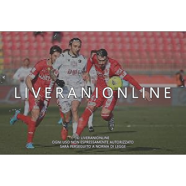 ¬© TVRG Dany Mota Carvalho (Monza) e sulla SX Gian Luca Di Chiara (Reggina) Monza vs Reggina Campionato Serie BKT - 20a giornata Monza 22-01-2022 U-Power Stadium foto Roberto Garavaglia/ag. Aldo Liverani sas /AGENZIA ALDO LIVERANI SAS
