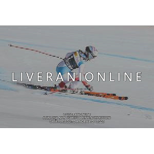 Luca Tedeschi/LMedia - 2022 FIS Ski World Cup - Women\'s Down Hill - alpine ski race January 22 2022 - Olympia slope Cortina d\'Ampezzo, Italy 2022 FIS Ski World Cup - Women\'s Down Hill Photo showing: GISIN Michelle (SUI) in action @Luca Tedeschi/LiveMedia /AGENZIA ALDO LIVERANI SAS