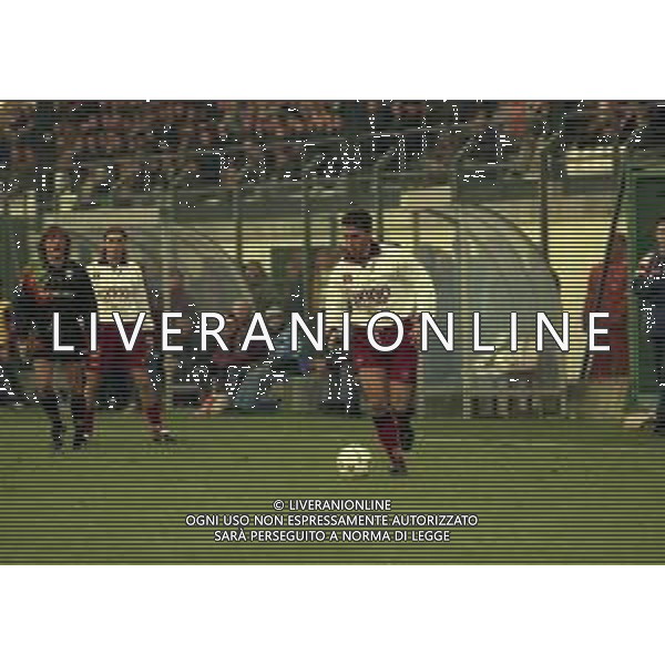 14-12-1997 VENEZIA CAMPIONATO DI CALCIO SERIE B VENEZIA -SALERNITANA 1-3 NELLA FOTO MARCO DI VAIO AG ALDO LIVERANI SAS