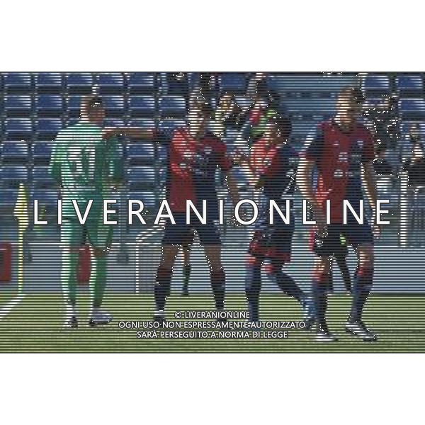 23-1-2022. Cagliari Calcio - ACF Fiorentina. 23° giornata, Serie A 2021-2022. Italia, Sardegna, Cagliari, Stadio Unipol Domus. Salvatore Moi/Aldo Liverani s.a.s. Nella foto: rigore a favore fiorentina contro cagliari tirato da Cristiano Biraghi Fiorentina. Esultanza di Boris Radunovic Cagliari, per avere parato rigore a Biraghi ©MOI/AGENZIA ALDO LIVERANI SAS