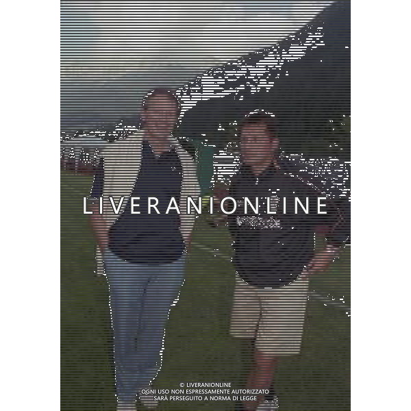 1998 VAL DI FASSA- RITIRO VENEZIA CALCIO NELLA FOTO MAURIZIO ZAMPARINI PRESIDENTE VENEZIA CALCIO CON WALTER NOVELLINO AG ALDO LIVERANI SAS