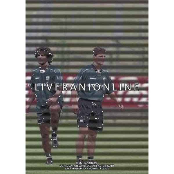 1998 VAL DI FASSA- RITIRO VENEZIA CALCIO NELLA FOTO SERGIO VOLPI E CARMELO MICELI AG ALDO LIVERANI SAS