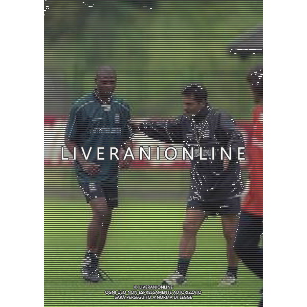 1998 VAL DI FASSA- RITIRO VENEZIA CALCIO NELLA FOTO WALTER NOVELLINO E Augustine Ahinful AG ALDO LIVERANI SAS