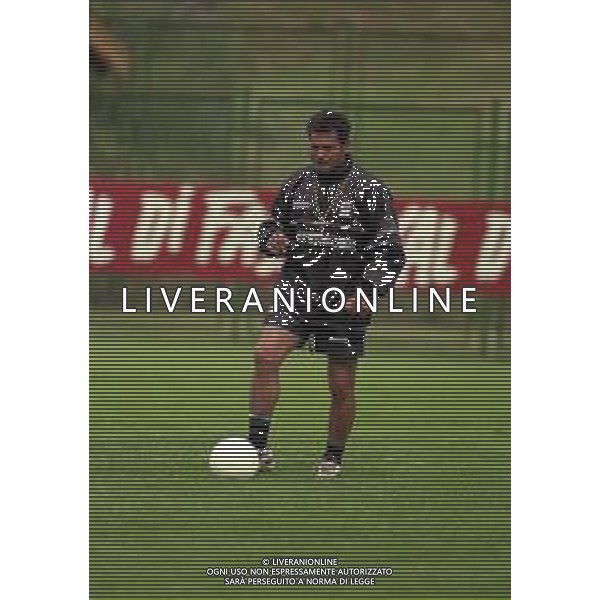 1998 VAL DI FASSA- RITIRO VENEZIA CALCIO NELLA FOTO WALTER ALFREDO NOVELLINO ALLENATORE VENEZIA CALCIO AG ALDO LIVERANI SAS