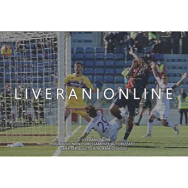 23-1-2022. Cagliari Calcio - ACF Fiorentina. 23° giornata, Serie A 2021-2022. Italia, Sardegna, Cagliari, Stadio Unipol Domus. Salvatore Moi/Aldo Liverani s.a.s. Nella foto: fallo di Alvaro Odriozola Fiorentina su Joao Pedro Cagliari ©MOI/AGENZIA ALDO LIVERANI SAS