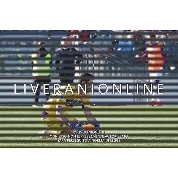 23-1-2022. Cagliari Calcio - ACF Fiorentina. 23° giornata, Serie A 2021-2022. Italia, Sardegna, Cagliari, Stadio Unipol Domus. Salvatore Moi/Aldo Liverani s.a.s. Nella foto: rigore tirato da Joao Pedro Cagliari e parato da Pietro Terracciano Fiorentina ©MOI/AGENZIA ALDO LIVERANI SAS