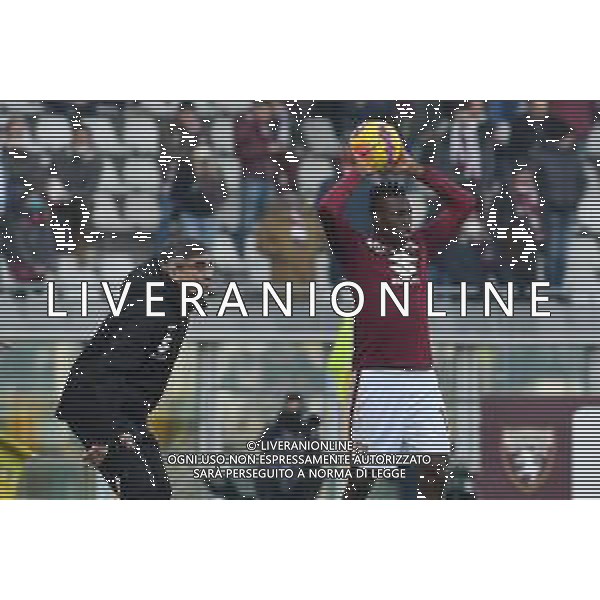 Torino 22.1.2022 Stadio Olimpico Grande Torino ©Alessandro Falzone/Agenzia Aldo Liverani Torino vs Sassuolo Serie A Tim 2021/2022 Nella foto : IVAN JURIC-WILFRIED STEPHANE SINGO ©TVAF/AGENZIA ALDO LIVERANI SAS